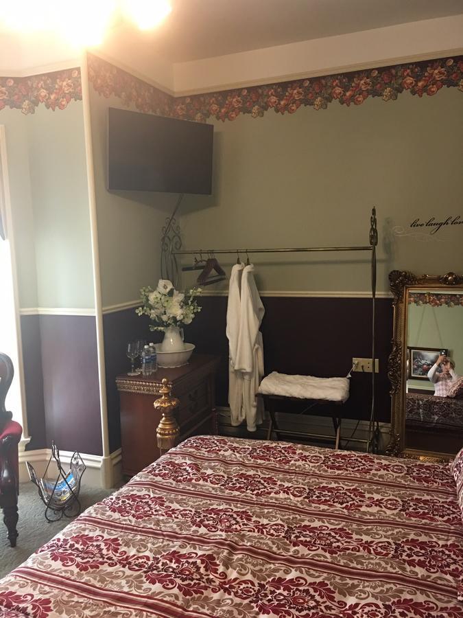 Queen Anne Bed And Breakfast Nevada ภายนอก รูปภาพ